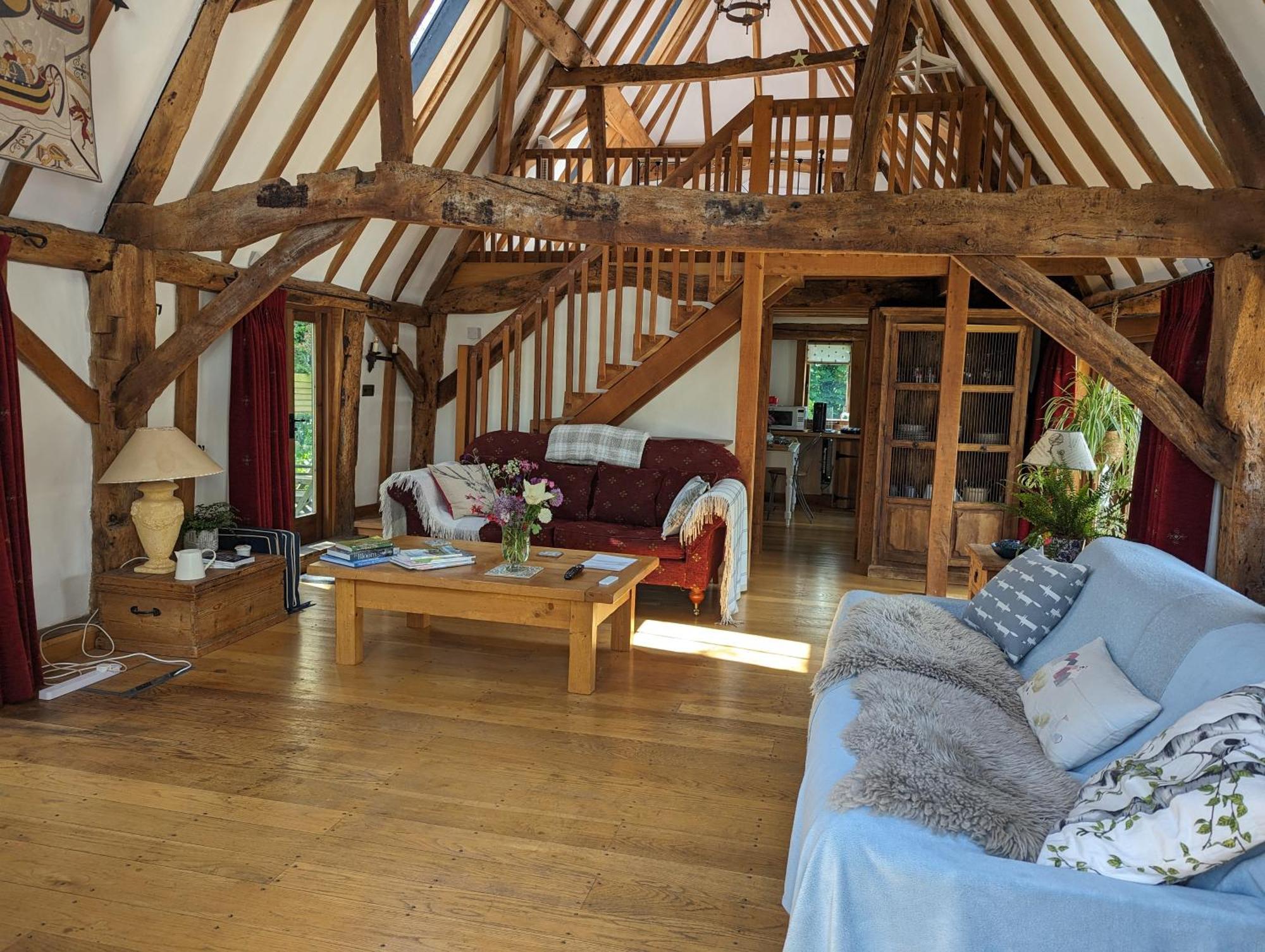 Cosy Listed Barn In Peaceful Country Village Granborough エクステリア 写真