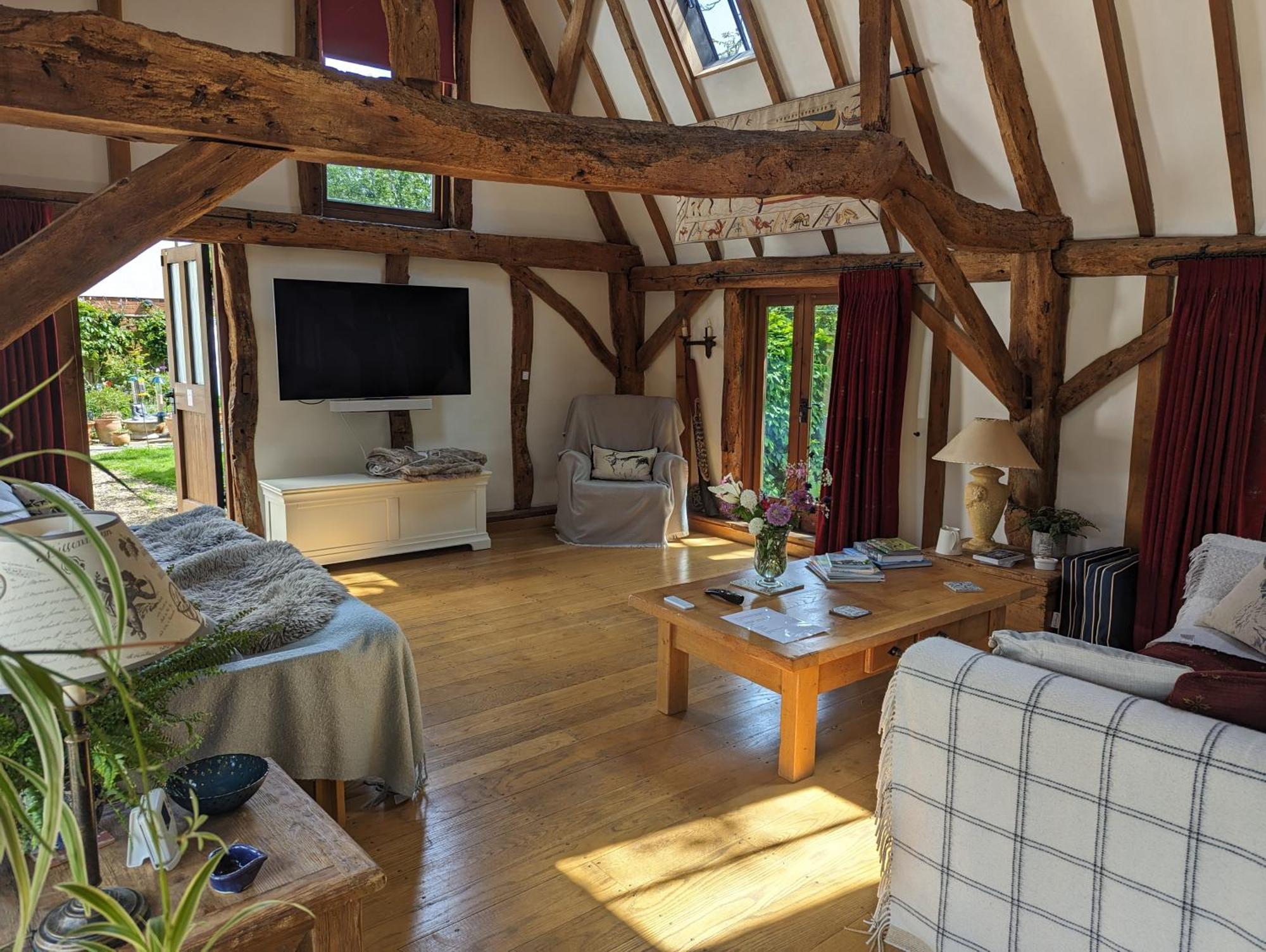 Cosy Listed Barn In Peaceful Country Village Granborough エクステリア 写真
